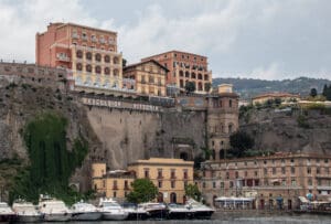La Villa Bella – is the perfect way to describe the Grand Hotel Excelsior Vittoria an incredible hotel and a destination unto itself!