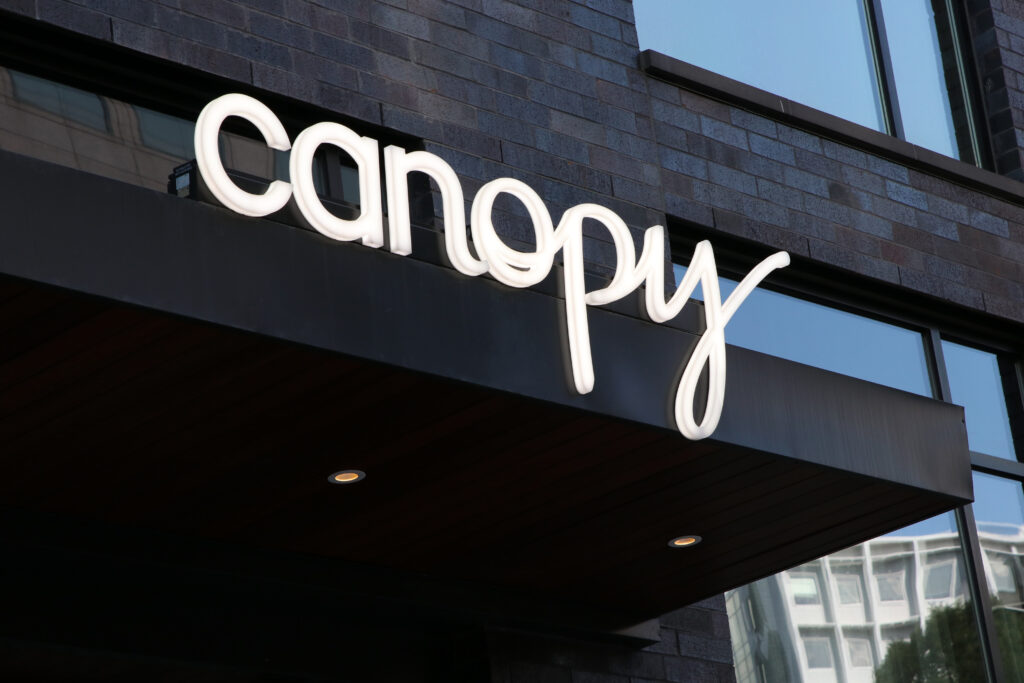 Canopy by Hilton London City opened its doors in 2021, marking the inaugural launch of Canopy by Hilton in the UK. The hotel pays homage to the vibrant local culture of London’s East End.