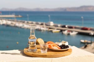 Raki,And,Snack