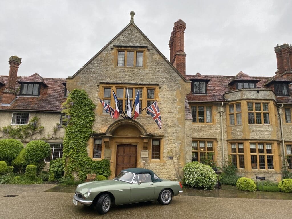 In celebration of its 40th anniversary, Le Manoir aux Quat'Saisons, a Belmond Hotel, has announced that guests now have the unique opportunity to explore the picturesque Oxfordshire countryside in an eco-friendly manner, courtesy of the bespoke RBW Classic Roadster, an electric vehicle from RBW EV Cars.