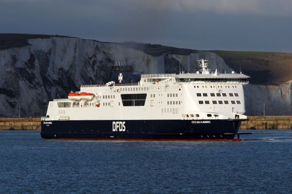 TravMedia_United_Kingdom_medium-sized_1658493_DFDS_DFDS_Ferry_Dover.jpg