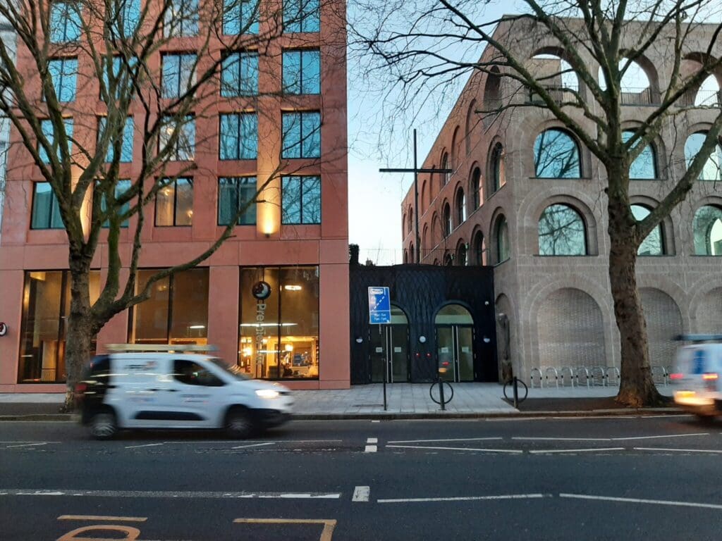 Premier-Inn-Waterloo-Lambeth-Rd-street-level-2048x1536