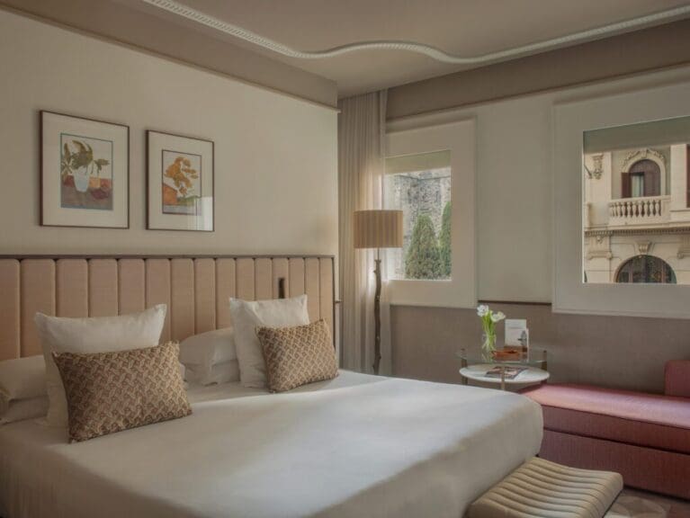 Grand Hotel Central Deluxe 2