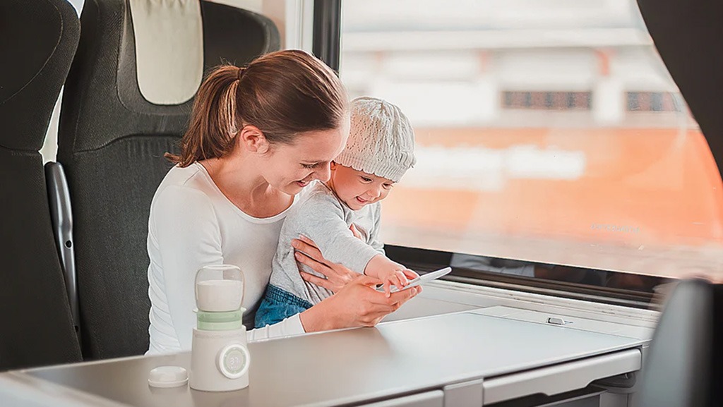 If you’ve ever tried to warm a bottle in the middle of a road trip, at an airport gate, or while camping under the stars, you know how tricky it can get.