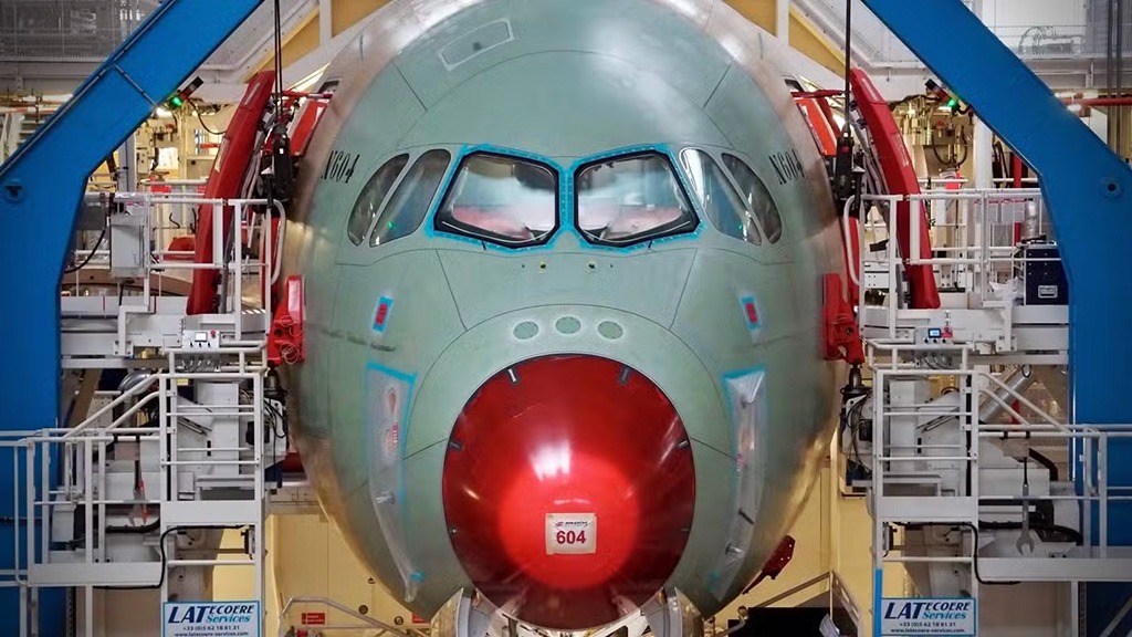 shutterstock_2582315153