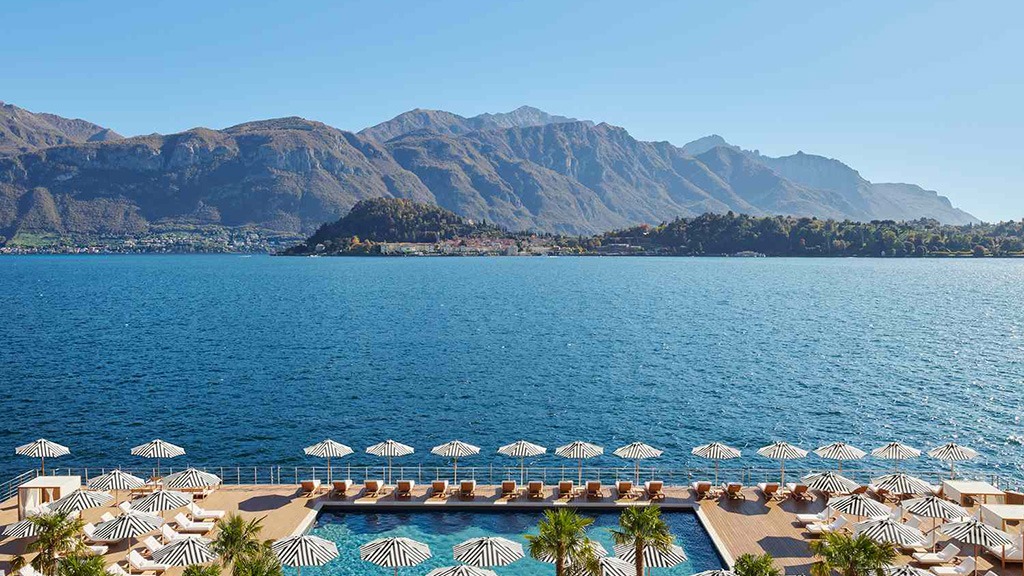 EDITION Hotels, in partnership with Sotheby’s, has collaborated with innovative jewellery designer Sarah Ysabel Narici of DYNE to offer an exclusive lot highlighting the singular beauty of Lake Como.