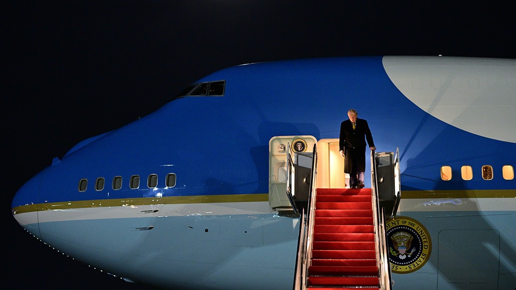 Florida lawmakers have begun advancing legislation that could see Palm Beach International Airport renamed Donald J. Trump International Airport, following unanimous support for the proposal at committee level.