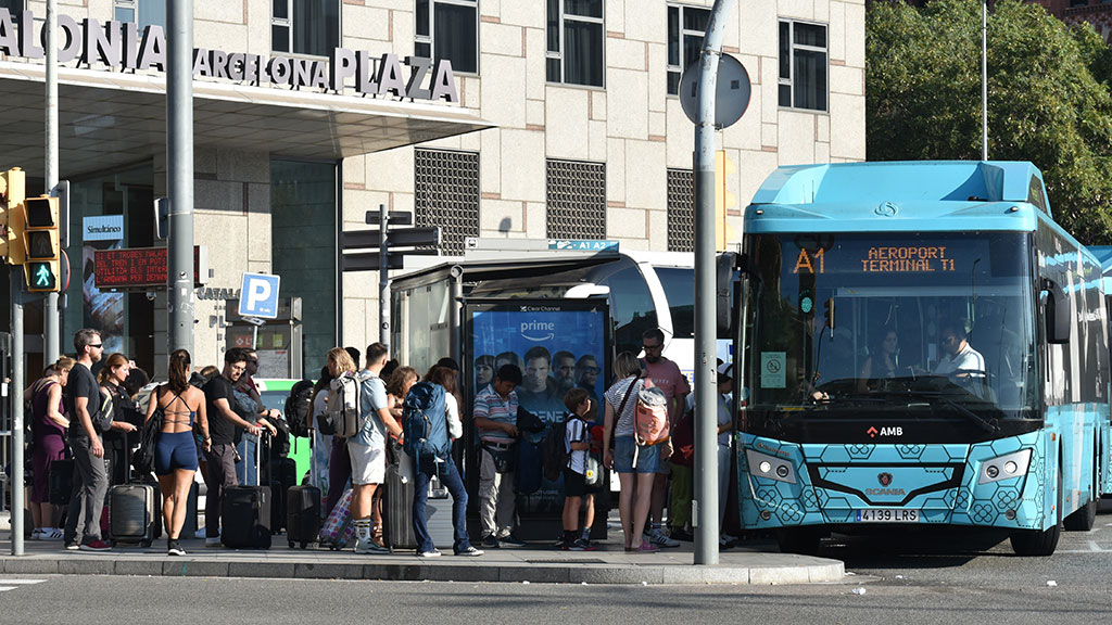 UK companies sending staff to Barcelona over the next few weeks are being advised to build extra time into their plans, with the Barcelona airport strike now in its fourth week and no end date announced.