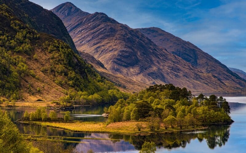 Glenfinnan,In,The,Scottish,Highlands
