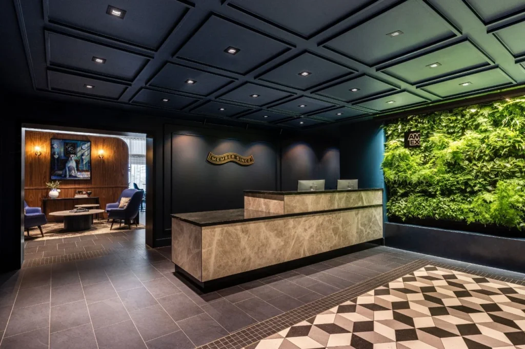 1 Hero Reception Amex Centurion Lounge Schiphol Ams Scaled