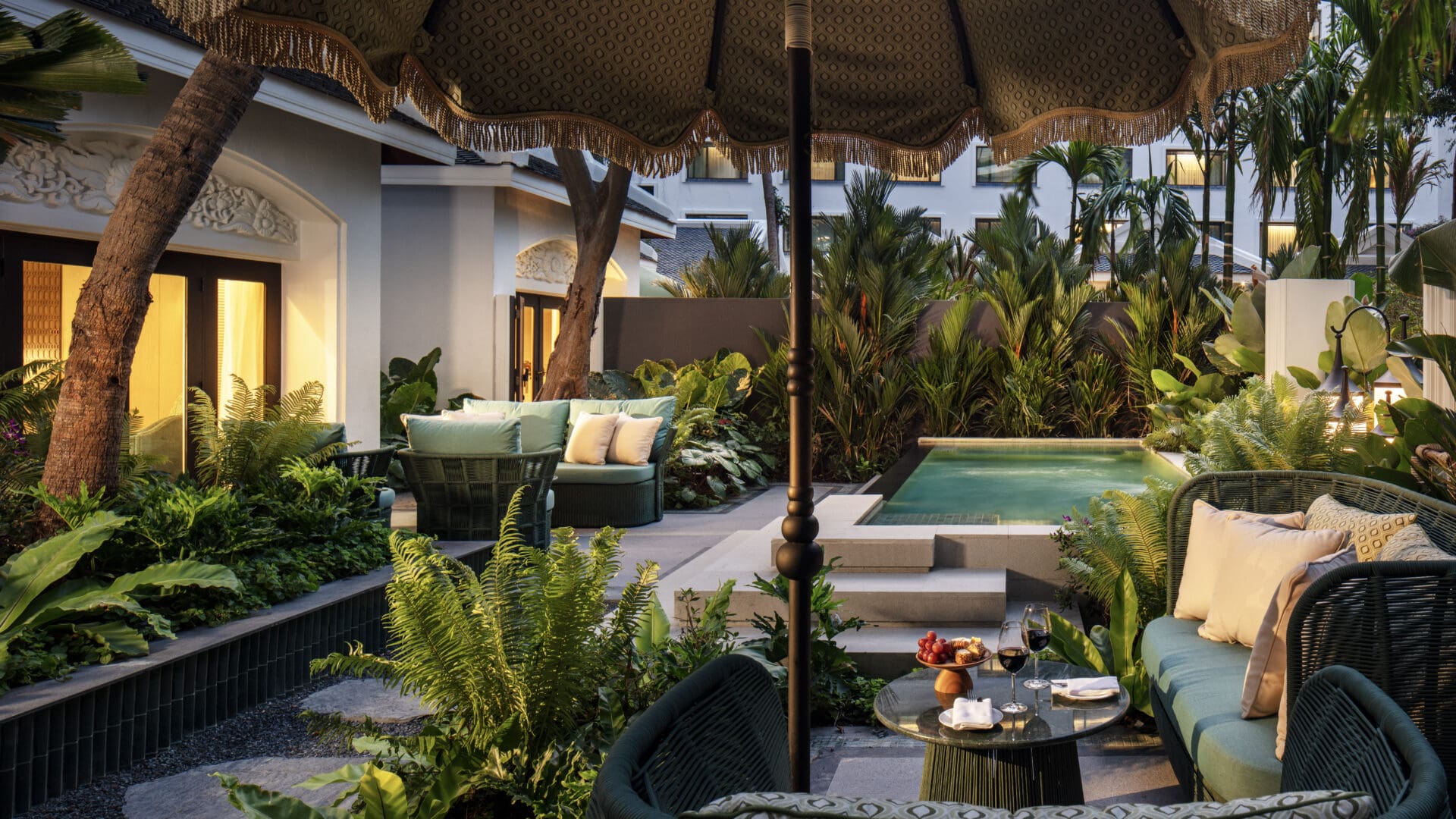 699598-Anantara Siam Bangkok Hotel_Anantara_Garden_Pool_Villa_239_Evening_wide-ae4b1c-original-1788856870