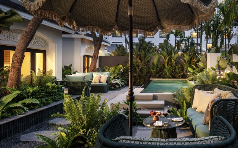 699598-Anantara Siam Bangkok Hotel_Anantara_Garden_Pool_Villa_239_Evening_wide-ae4b1c-original-1788856870