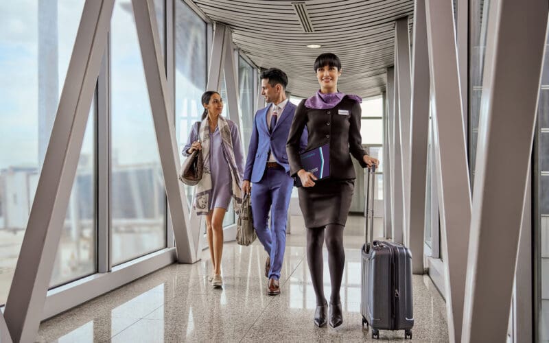 Allways 1932 - Female & Male Boarding Gate Arrival-2 new copy_no logo 4