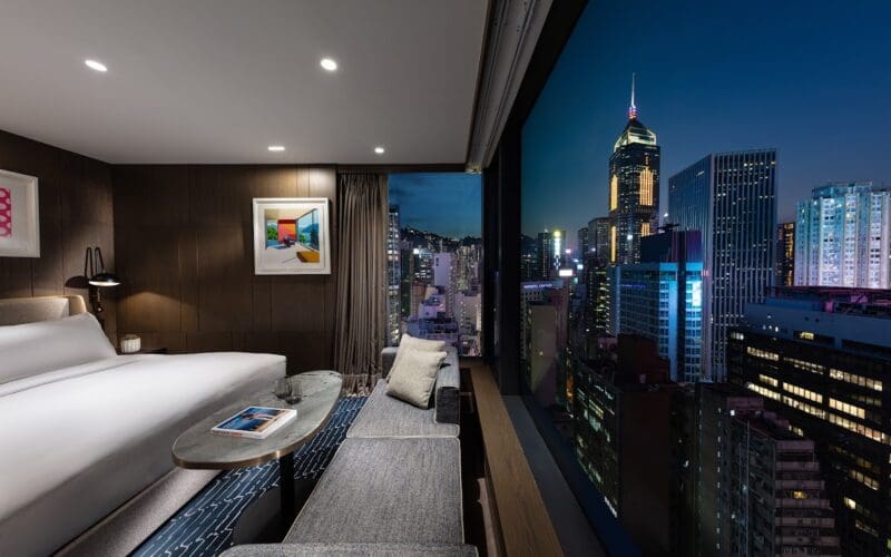 Premium Corner Room - Night View