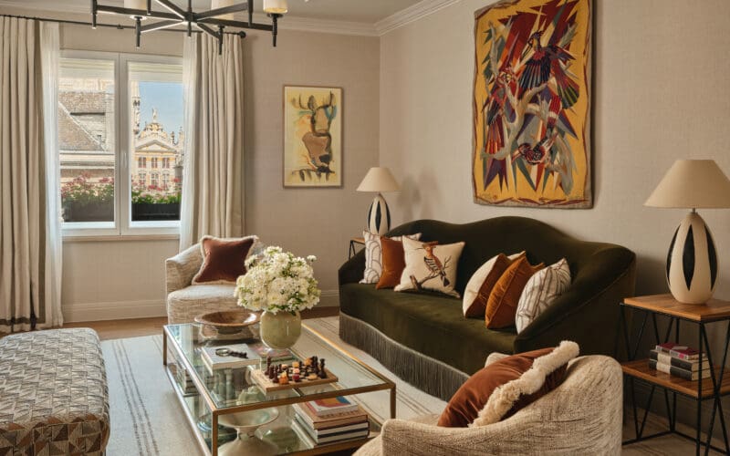 RFH_Hotel_Amigo_-_Grand-Place_Suite_Living_Room__View_PG_Jul_26