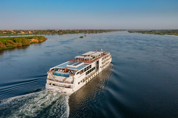 Viking__medium-sized_1769900_Osiris-Aft-Wake-Nile-River-Egypt