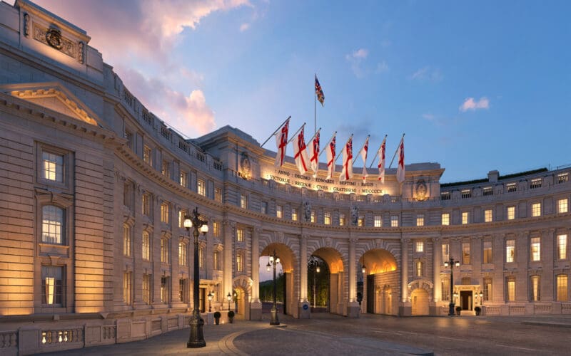 Waldorf Astoria London Admiralty Arch Exterior 1 Scaled