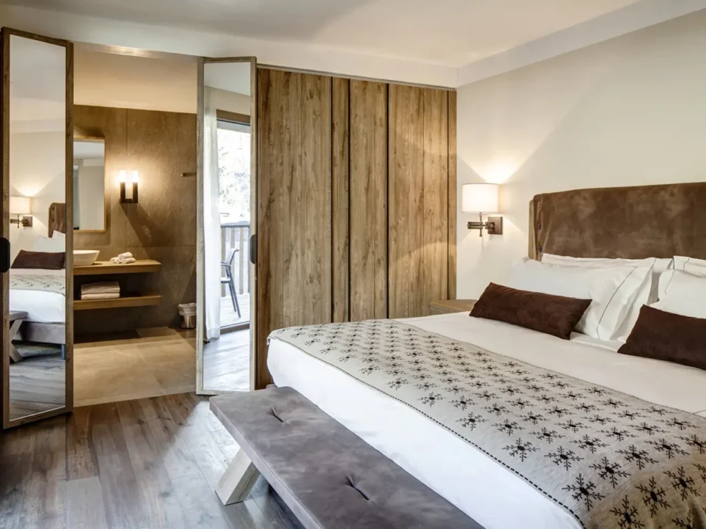 Gallery Suite Signature Scaled
