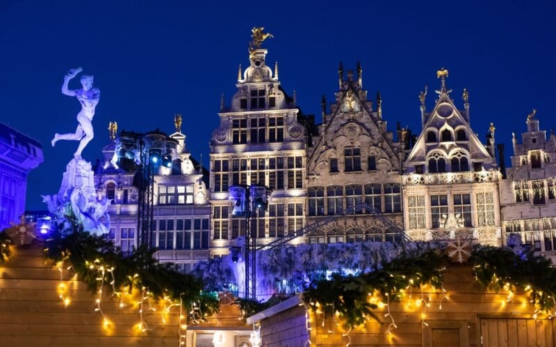 Traditional,Christmas,Market,In,Antwerp,,Belgium.,Main,Town,Square,With