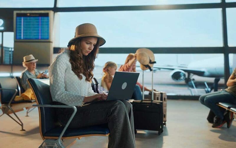 For plenty of new business owners, the traditional office is no longer part of the plan. Your laptop might be on the kitchen table one week, in a hotel room the next and somewhere considerably sunnier a month later.