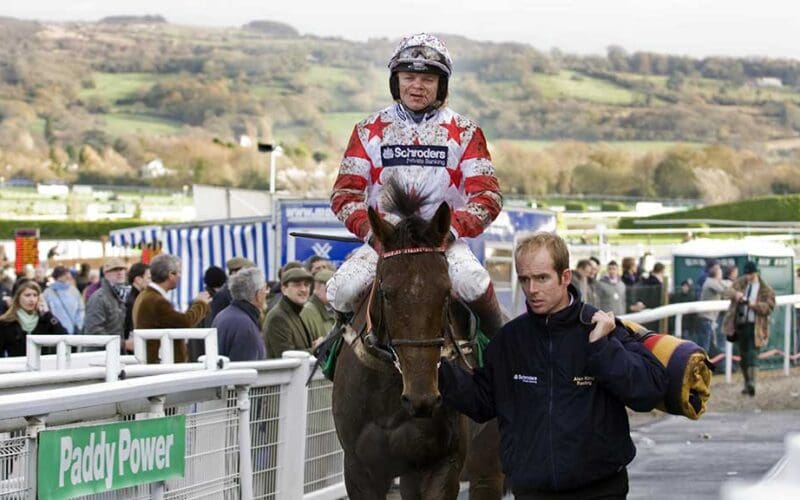 In 2026, Cheltenham recorded 226,223 attendances across four days, an increase of 8,130 on the previous year. Aintree’s Grand National Festival drew more than 140,000 people over three days, while Royal Ascot recorded 294,541 attendances across five days, 2.8% more than in 2025.