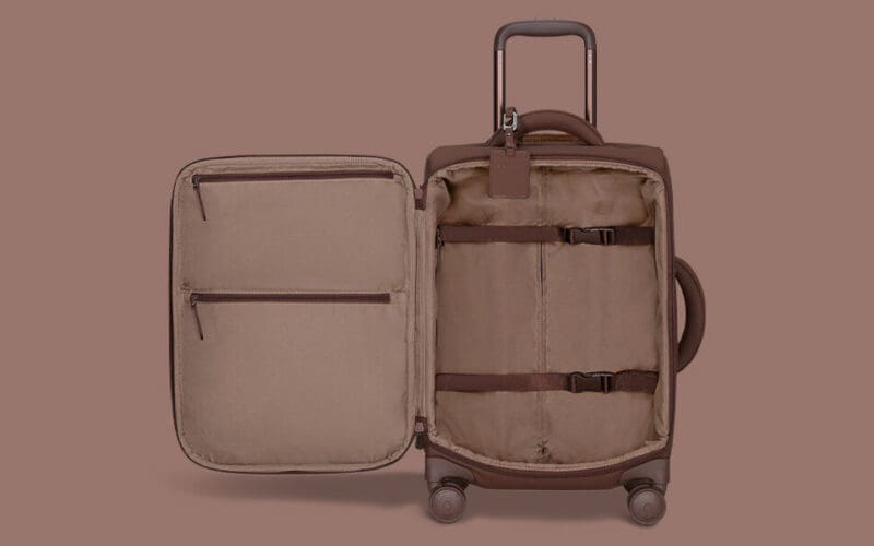 Content Block Lostinberlin Features Interior Suitcase 155173 A777