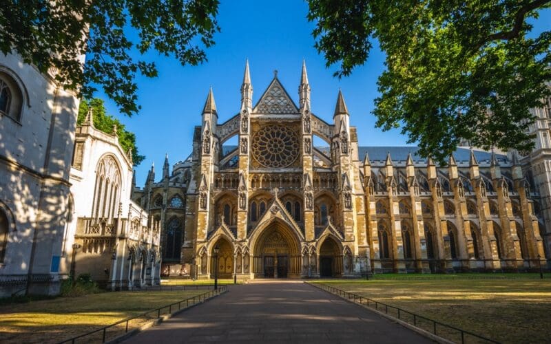Facade,Of,Westminster,Abbey,In,London,,England,,Uk