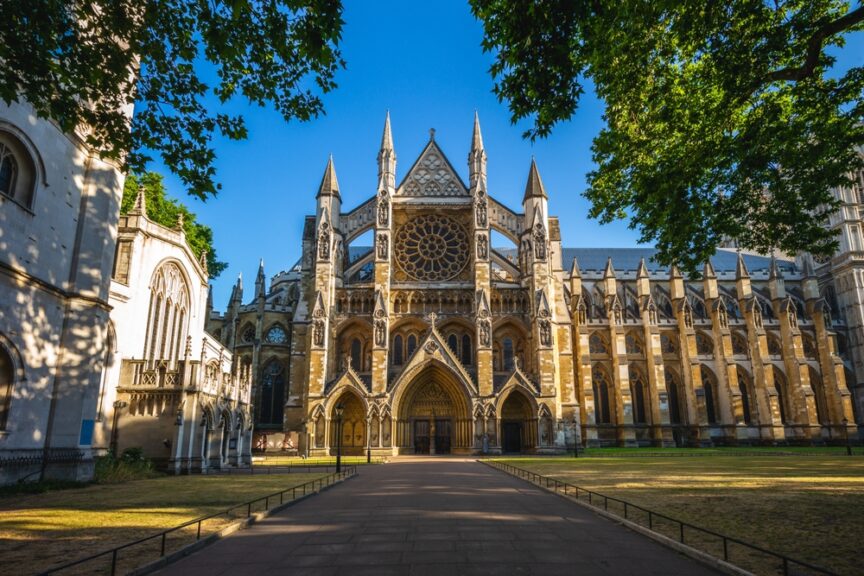 Facade,Of,Westminster,Abbey,In,London,,England,,Uk