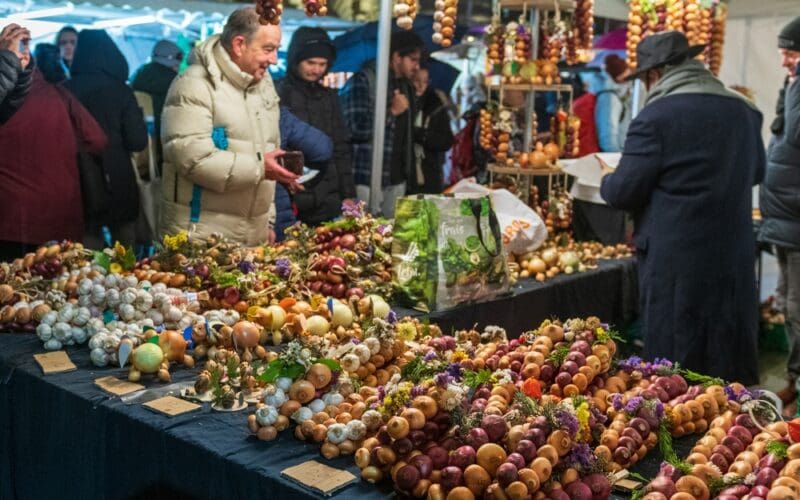 Bern,,Switzerland,-,November,24,2025:,Early,Morning,At,The